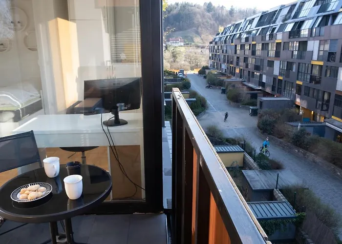 Flat 27