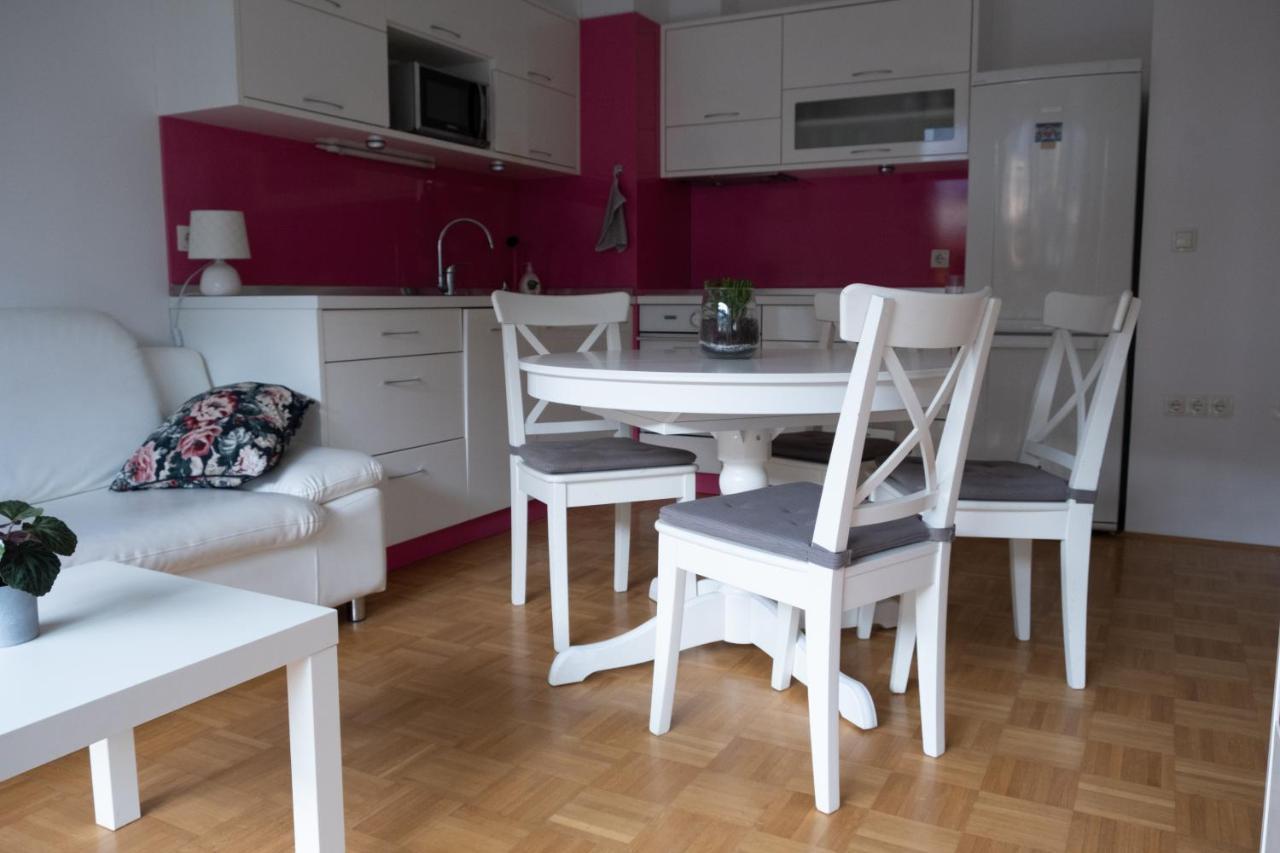 Flat 27